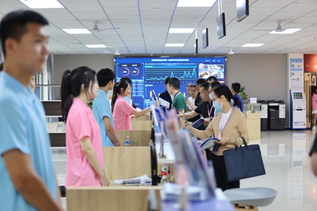 亚洲威廉访问入口